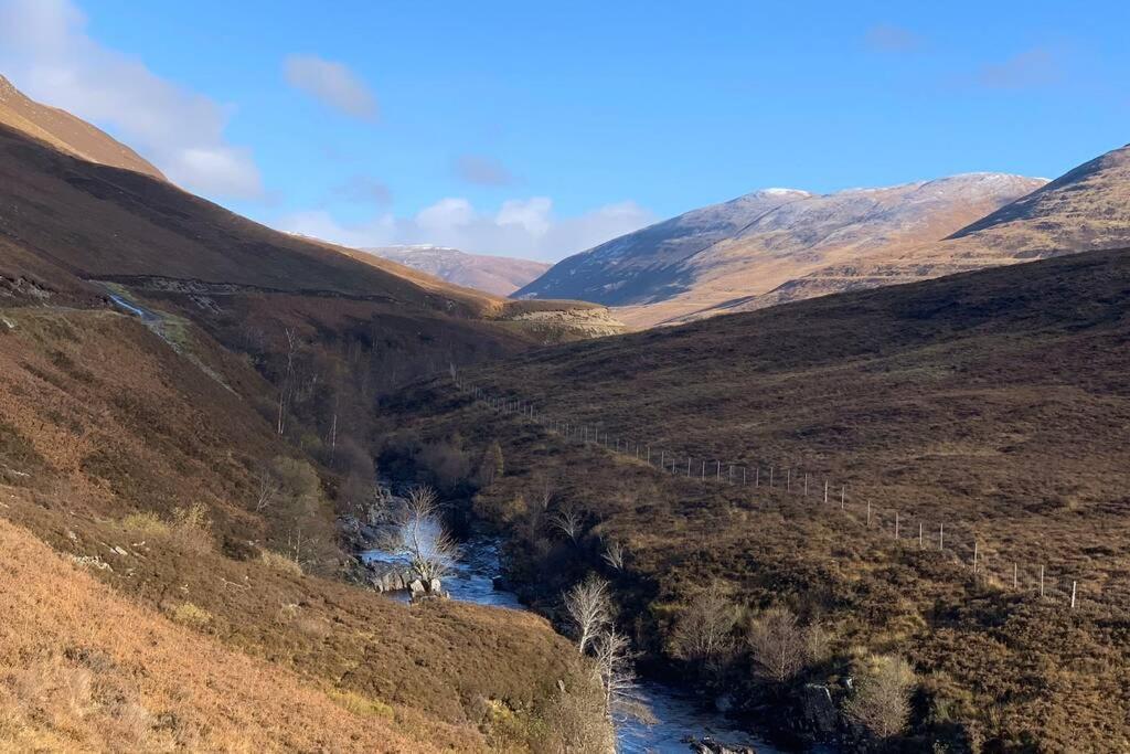 The Cottage Gairlochy Spean Bridge Dış mekan fotoğraf